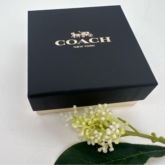 COACH Rose Gold & Silver Tone Heart Pave Crystal Stud Earrings NWT - Picture 3 of 4